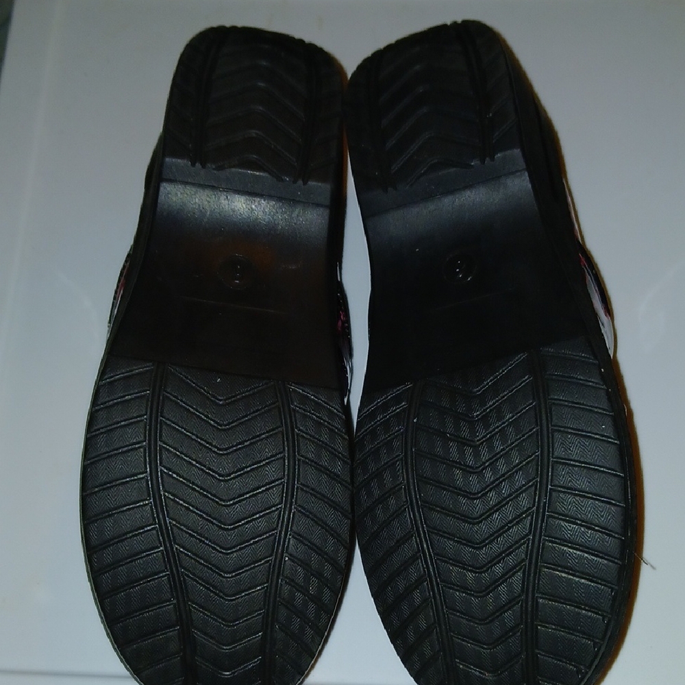 Breastcancer Ribbon Pattern Clogs - Picture 4 of 5